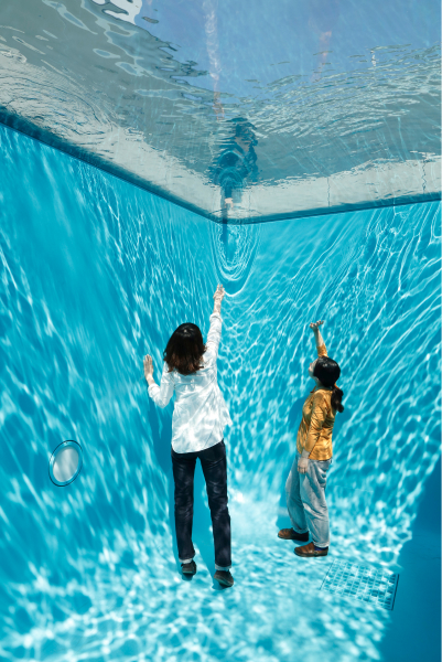 Swimming Pool photo: Keizo Kioku courtesy: 21st Century Museum of Contemporary Art, Kanazawa